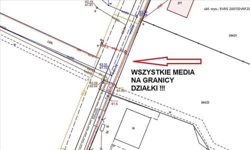 DZIAŁKA BLISKO LASU I JEZIORA Z OCZKIEM WODNYM