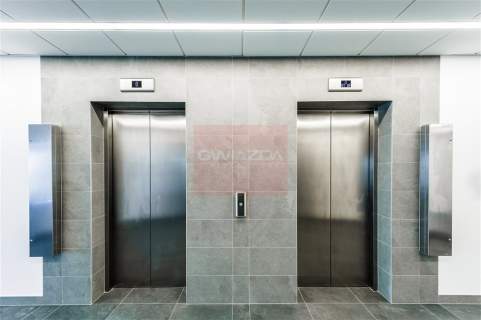 Nieruchomość komercyjna do wynajęcia, 1300 m2, Warszawa