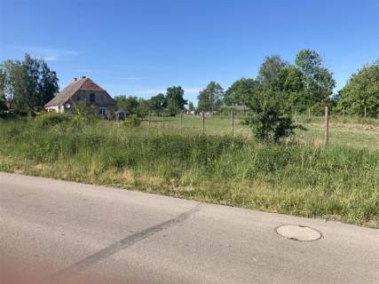 Kościernica   uzbrojona działka budowlana 909 m2
