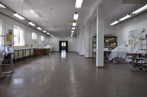 Nieruchomość komercyjna do wynajęcia, 729 m2, Łódź
