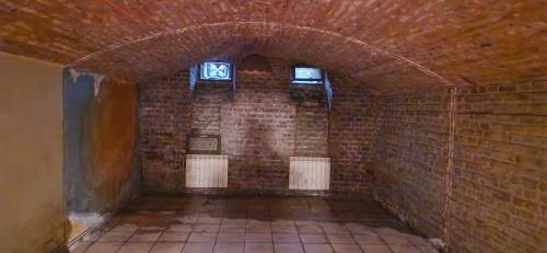 LOKAL 93,93 M2 W DZIELNICY STARE MIASTO - SUTERENA