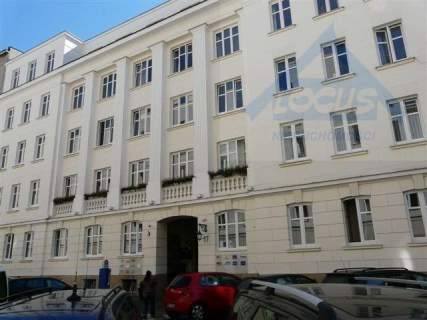 Plac Politechnika 114 m2 biura kamienicy wynajem.
