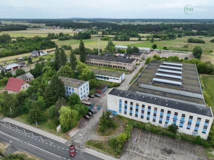 Biurowiec, Hale, Magazyny, Teren inwestycyjny.