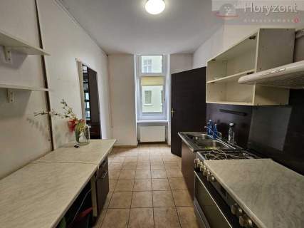 Lokal 70m2 w Centrum, witryna, wejście z ulicy
