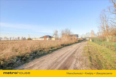 Na sprzedaż działka budowlana 1402 m2.