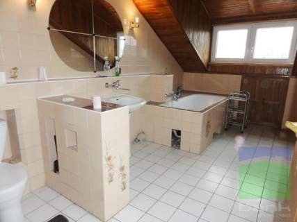 Polesie - dom do wynajęcia gabinety / kwatery