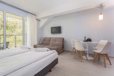 Czarna Góra Resort- studio z miejscem postojowym
