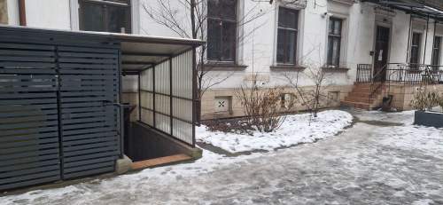LOKAL 77 M2 W DZIELNICY STARE MIASTO - SUTERENA
