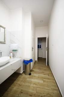 Lokal handlowo-usługowy 150 m2 z Najemcami