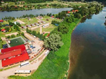 OŚRODEK WYPOCZYNKOWY W KRZEMIENNEJ NAD SANEM Z OGROMNYM ŁOWISKIEM