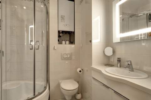 Bezczynszowe, z ogródkiem 150 m2 i garażem 17 m2
