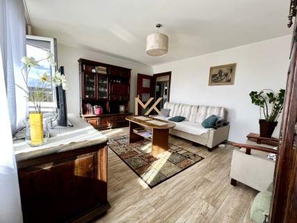 Rozkładowe/3 pokoje kuchnia/balkon