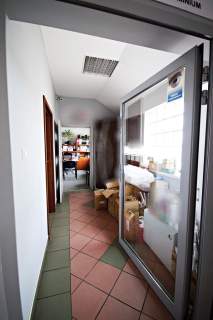 Lokal handlowo-usługowy 150 m2 z Najemcami