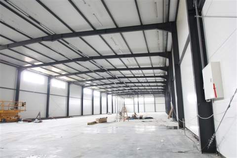 Budynek magazynowy i handlowy, 1360 m2, Koszalin
