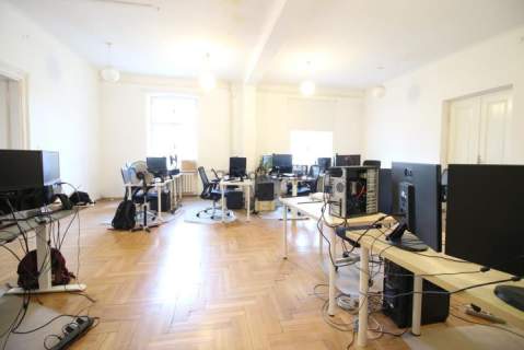 Stare Miasto, ul. Karmelicka 230 m2