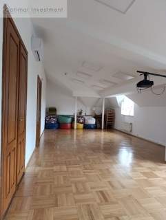 Ładne lokale biurowe w prestiżowej kamienicy.