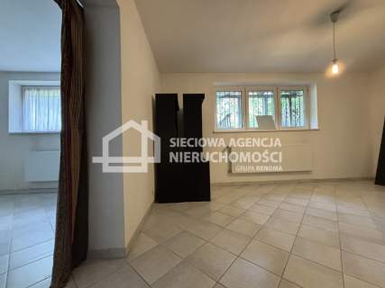Bezczynszowy lokal użytkowy na M. Kacku - Gdynia