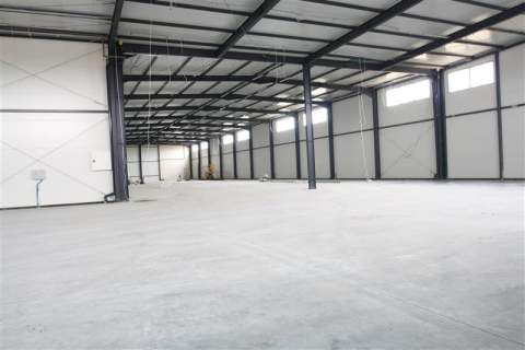 Budynek magazynowy i handlowy, 1360 m2, Koszalin