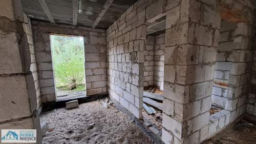 Duża działka z domem do ukończ. - blisko jeziora 