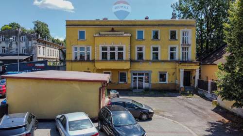 Kamienica w centrum Bielska-Białej z parkingiem