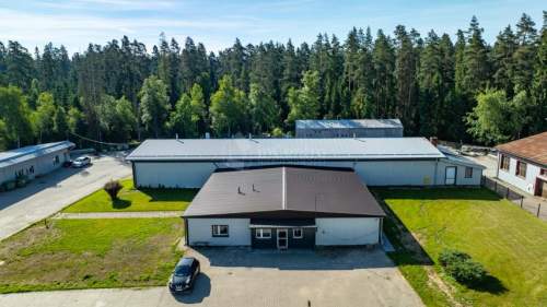 Do wynajęcia hala biura 1000m2. Nowy Targ.