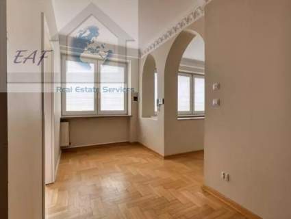 Nieruchomość komercyjna do wynajęcia, 687 m2, Warszawa