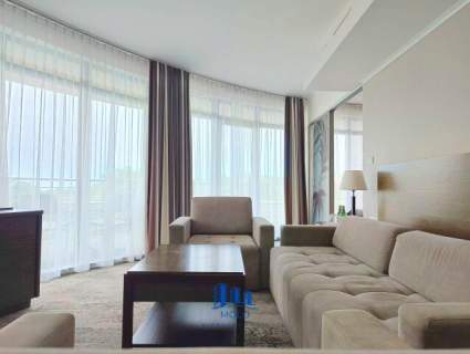 Apartament z widokiem na morze i prywatna plażą