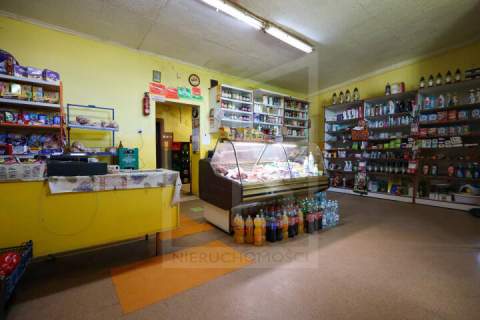 Bud. handlowo-usługowy- 60m2- Bieździadka -7 ar