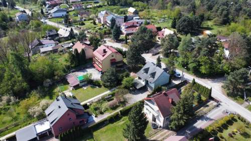 Przestronny dom w zielonej okolicy, Ul. Zalesie