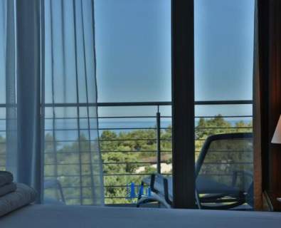 Apartament z widokiem na morze i prywatna plażą