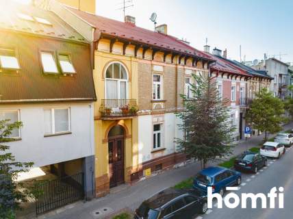 Kamienica 2 Balkony Piwnica Ogródek