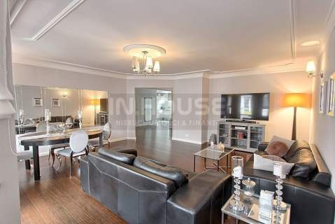 Luksusowy Apartament na Starówce z Garażem