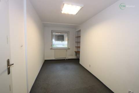 Lokal mieszkalny, idealny pod inwestycję.