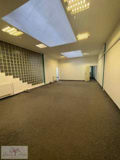 Nieruchomość komercyjna do wynajęcia, 70,38 m2, Łódź