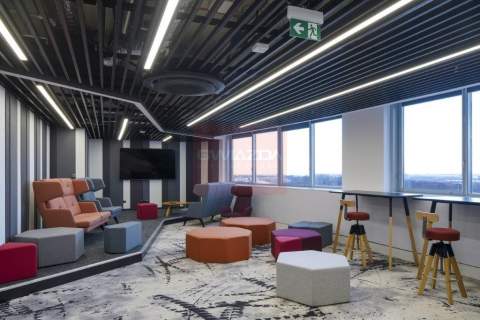 Nieruchomość komercyjna do wynajęcia, 910 m2, Warszawa