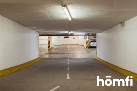 Miejsce postojowe w parkingu podziemnym/Krawiecka