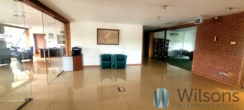 Budynek biurowo usługowy 1200 m2