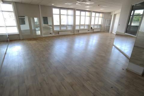 158 m2 LOKAL WYNAJMĘ 3900 zł Bartodzieje 