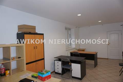 Nieruchomość komercyjna do wynajęcia, 27 m2, Skierniewice