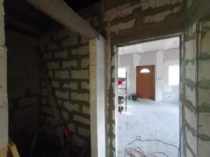 dla dwóch rodzin, garaże, lokal pod usługi