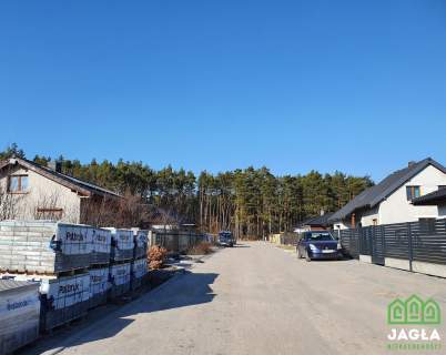 Murowaniec działka 880m2 -wylane fundamenty