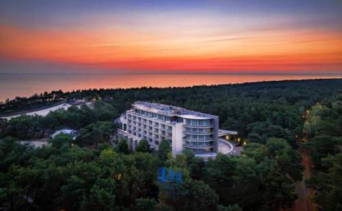 Apartament z widokiem na morze i prywatna plażą