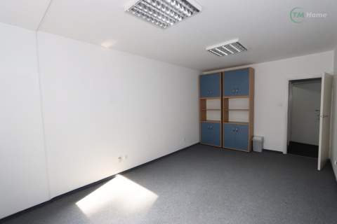 Lokal mieszkalny, idealny pod inwestycję.