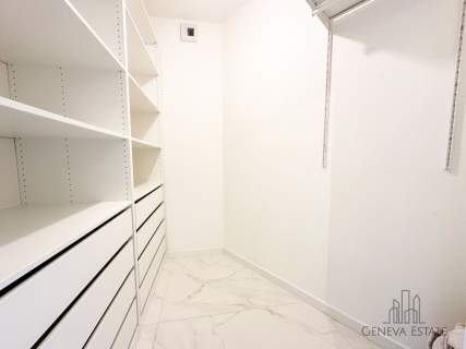 NOWE 2 POK TARAS GARDEROBA UKR ENG