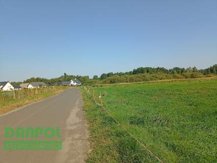 Sławociesze, działka pod zabudowę mieszkaniową.