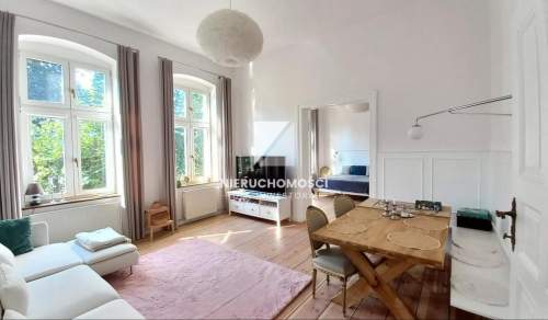 Wyjątkowy apartament z widokiem na rzekę Kłodawkę