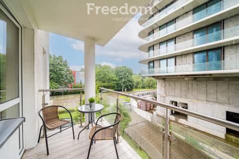 Zadbany apartament w Hotelu 4 