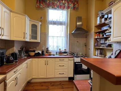 Przetronne 4 pokojowe, balkon kamienica ok Matejki