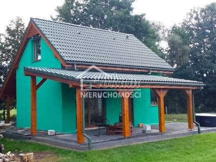 Domek całoroczny nad morzem - mała posiadłość .