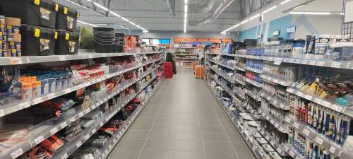 Sprzedam nowe działające Centrum Handlowe Warszawa
